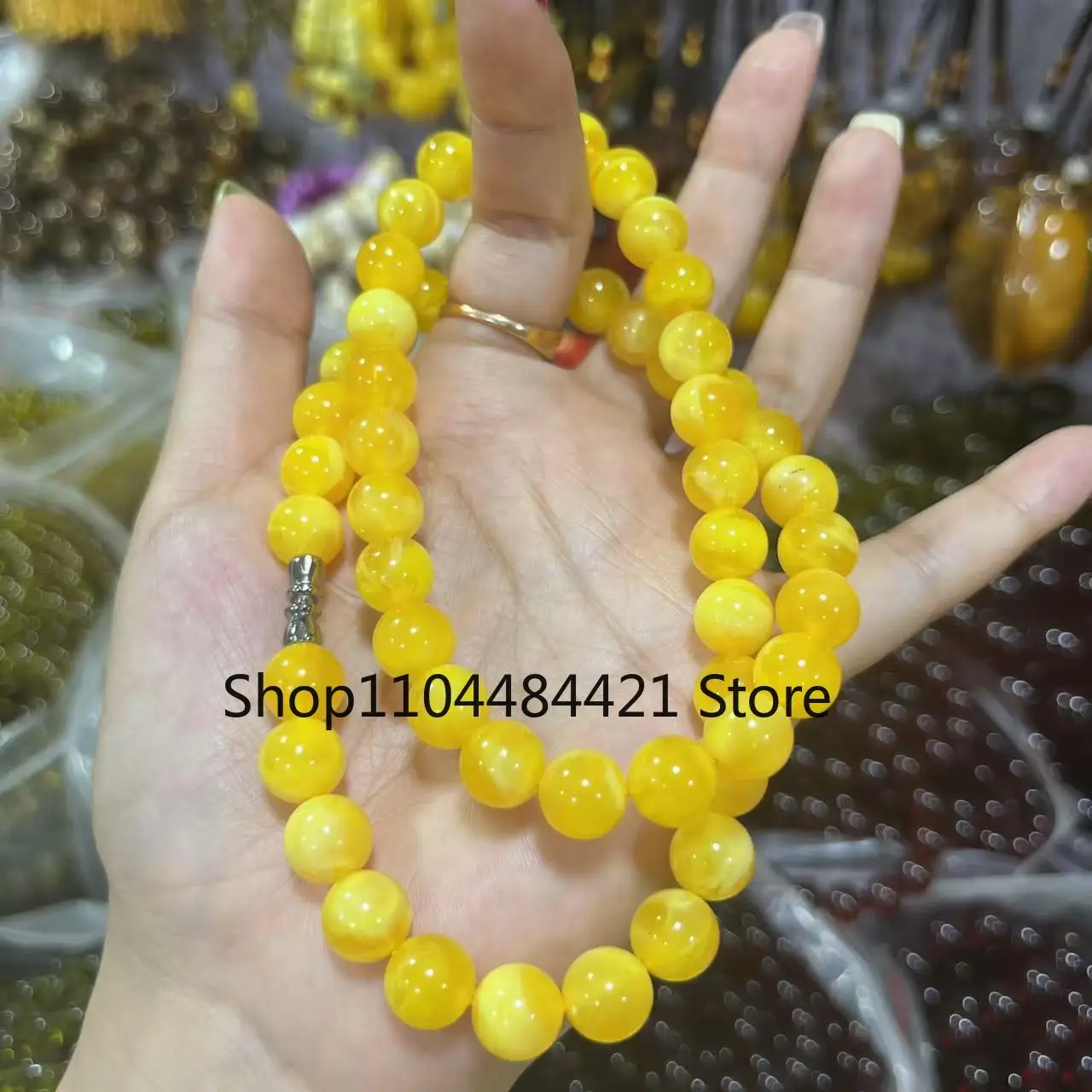 

Beeswax Tower Chain Chicken Oil Yellow Old Beeswax Bead Necklace Collarbone Chain Men's and Women's Amber Sweater Chain
