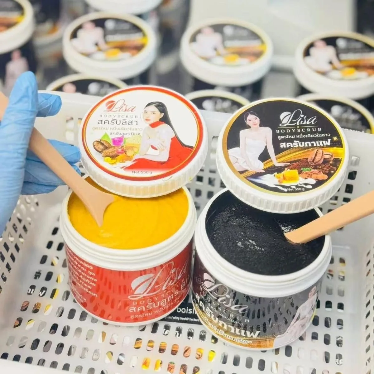 

Сыворотка LISA White Plus из Таиланда, 120 мл, удаляет темные пятна, осветляет кожу, обеспечивает сияние и гладкость, для всего тела