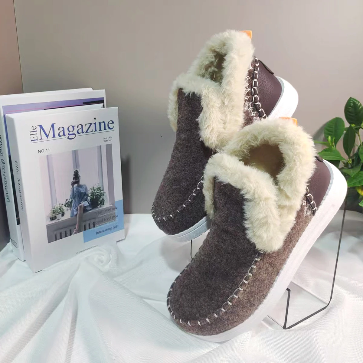 Winter Women's Plush Skin-friendly Warm Snow Boots 2026 New Sewing Thread Non-slip Wear-resistant Round-headed Cotton Shoes - view 5