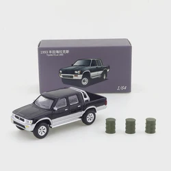 JKM 1/64 Toyota 1993 Hulix Pickup Trucks White Mud Alloy Die-casting Car Model Boys' Toys Collect Ornaments Gift