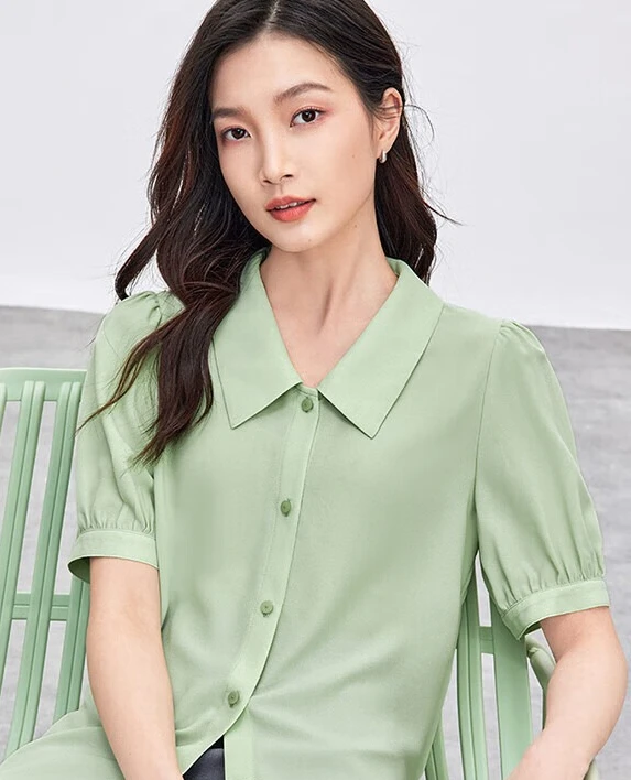 green shirt