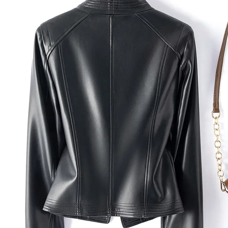 2023 แฟชั่นรถจักรยานยนต์หนังแจ็คเก็ตผู้หญิงฤดูใบไม้ผลิและฤดูใบไม้ร่วงRivet Coatสั้นSlim Coatsขนาดใหญ่ 4XL