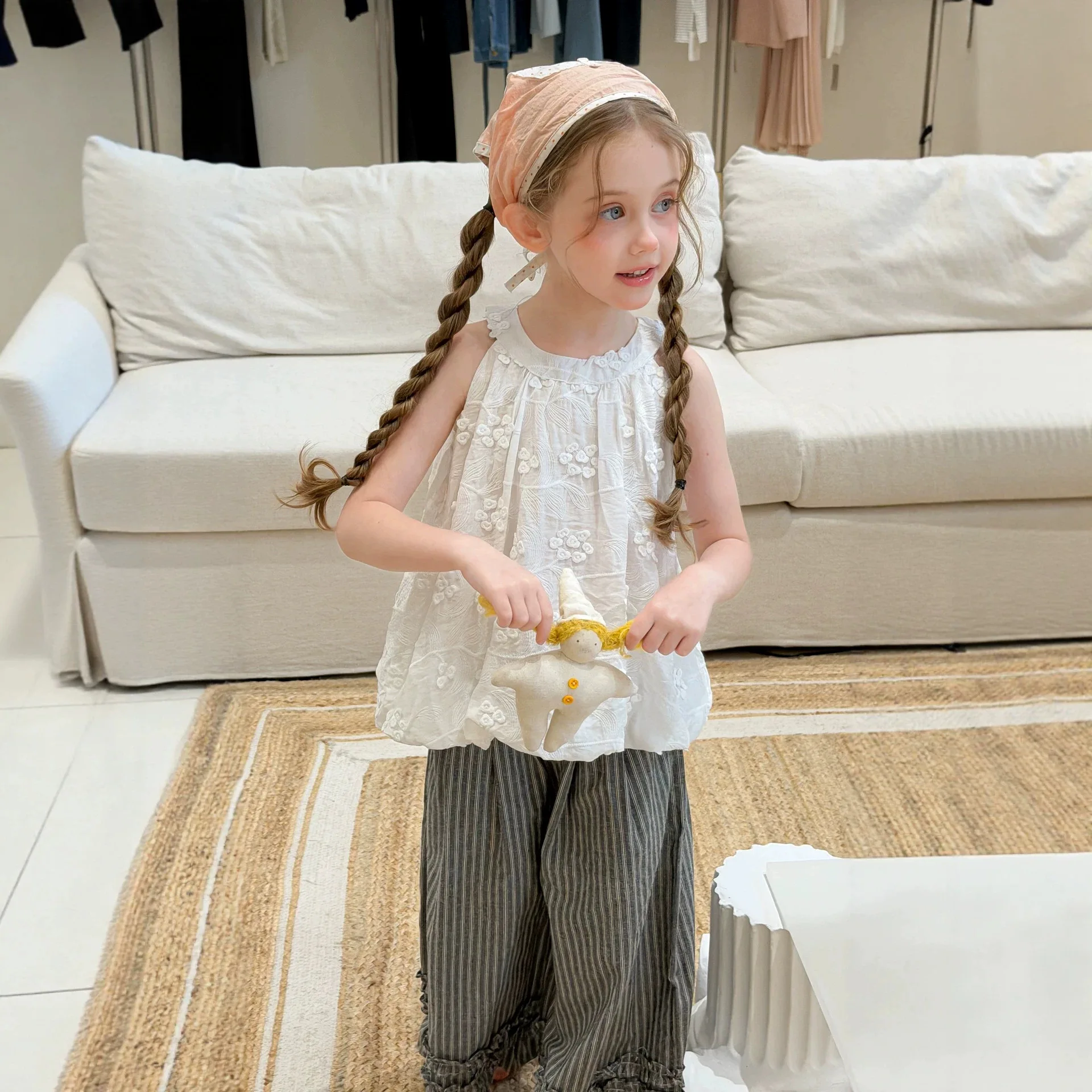 2026 New Childrens Embroidered Sleeveless Hanging Neck Top with Striped Lace Pants Set Sweet Summer Style for Girls