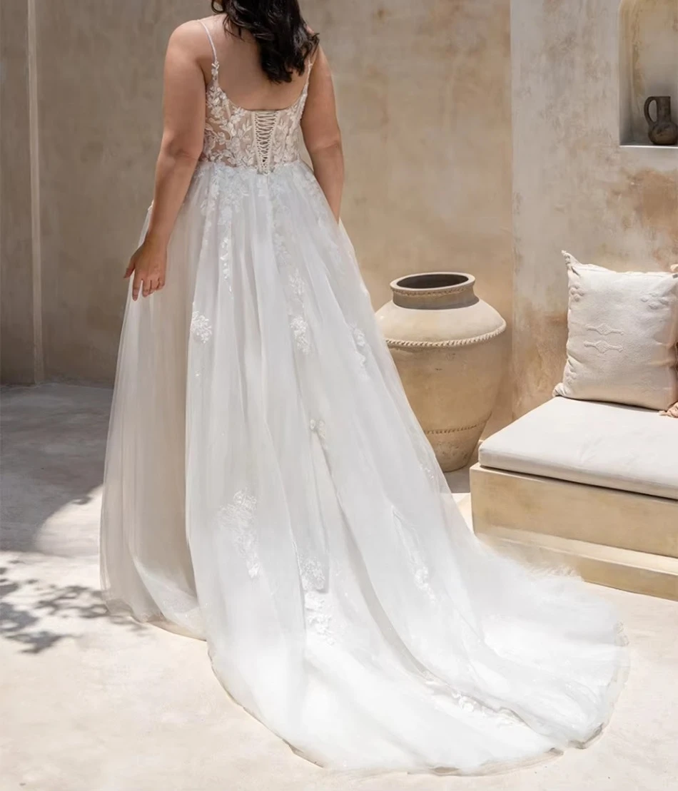 Plus Size Spaghetti Strap V Neck Illusion Lace Wedding Dress Floral Applique Bodice Tulle A Line Ball Gown Skirt with Train