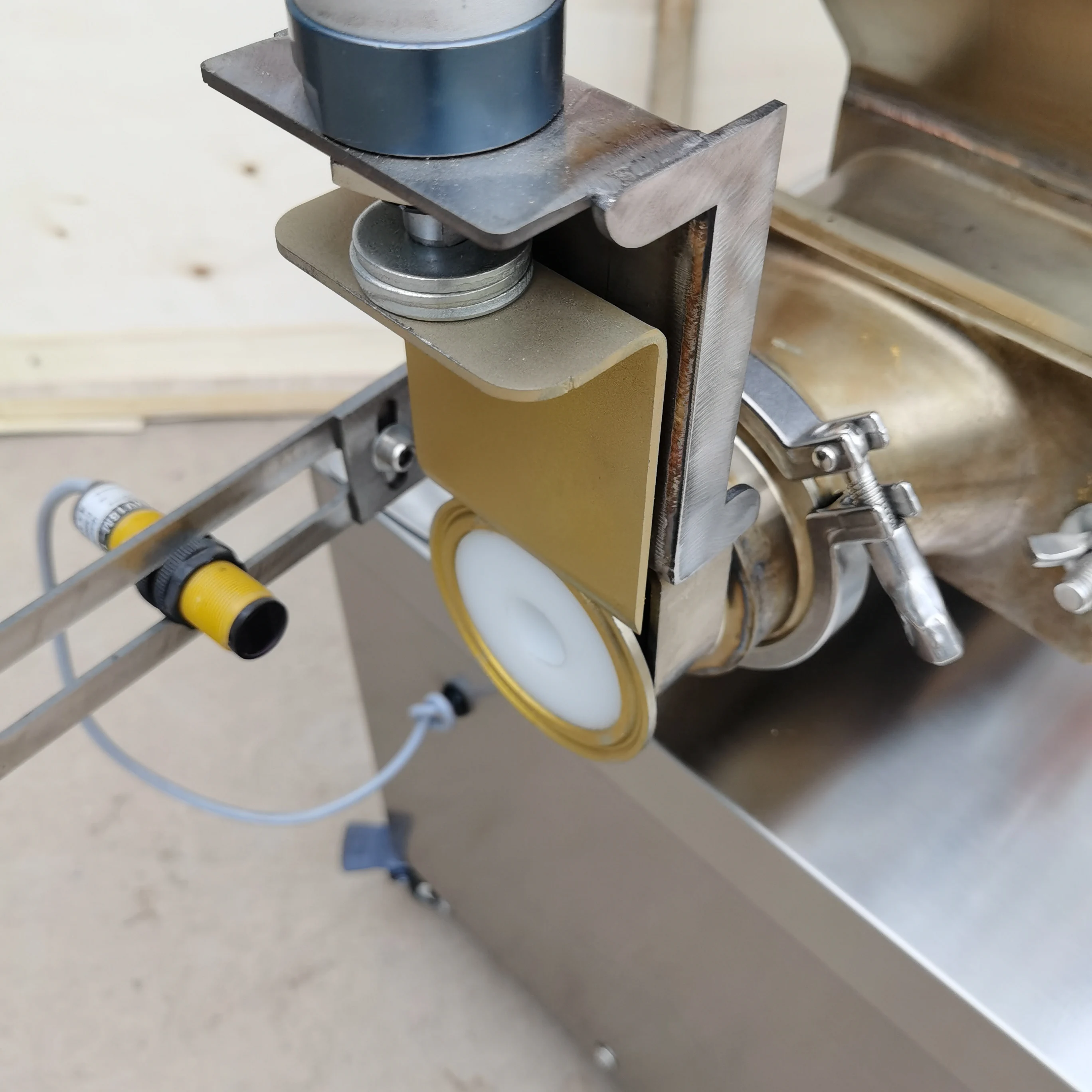 

Круглая машина для производства теста, пищевая нержавеющая сталь, коммерческая машина для резки теста