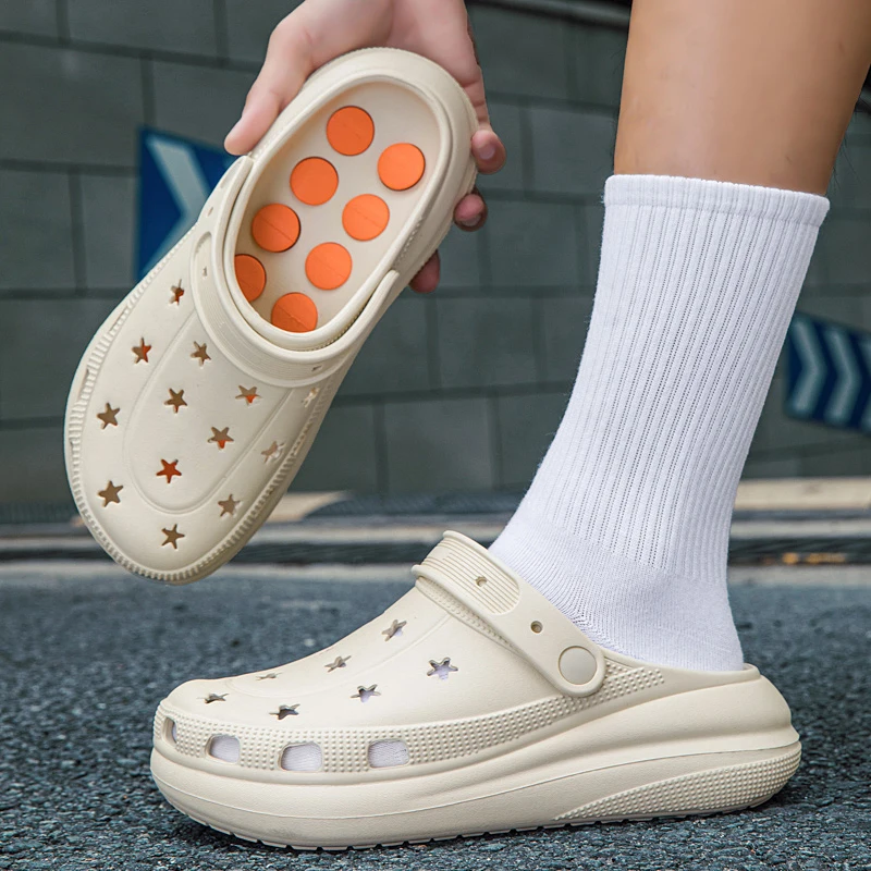 Outdoor daily slip on hollow sandals for men lightweight flexible wear resistant non slip solid color cushioned clog slides
