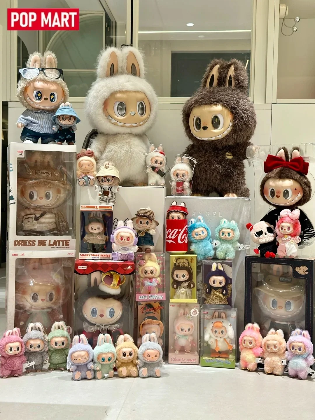 

POP MART LABUBU 1.0 Macaron&2.0 Sitting Team&3.0 Frontline High Energy&4.0Deep Heart Password Series Collection Vinyl Plush Doll