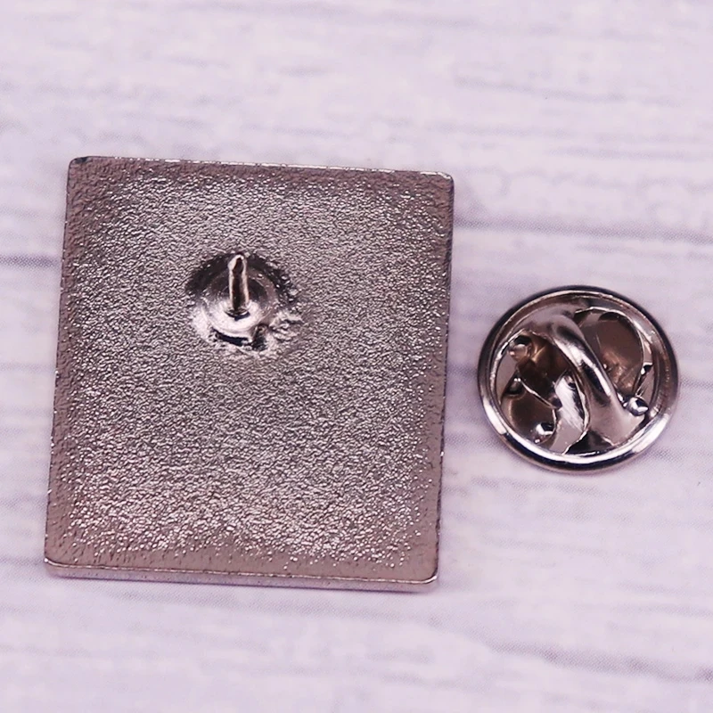 الحصول على الخاسر نحن الاستيلاء على وسائل الإنتاج كارل ماركس التلبيب دبابيس على ظهره الجينز المينا بروش شارة المرأة مجوهرات مقلدة