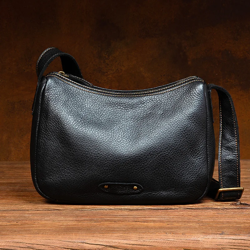 New leather men's bag shoulder messenger bag casual fashion first layer leather small backpack retro men's bag tide