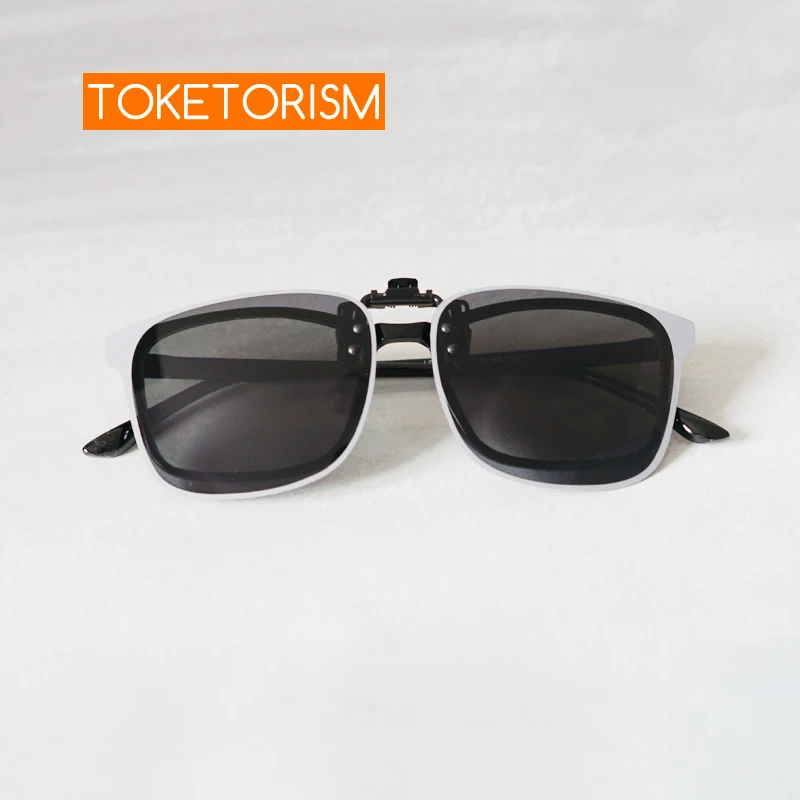 Toketorism Classic Polarized Clip On Glasses Men Photochromic Flip Up Night Vision Glasses Women 3103