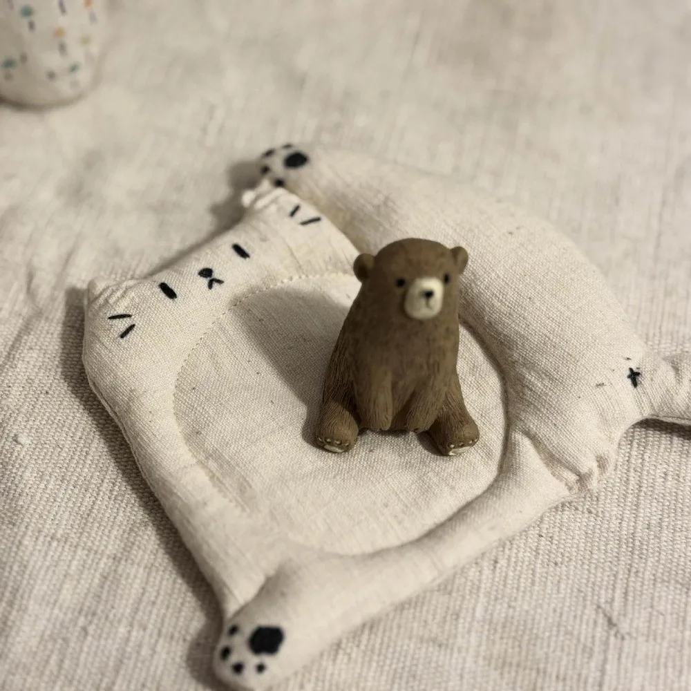 Lazy Split Leg Shape Cat Shaped Coaster Anti-scald Soft Fabric Heat Insulation Cup Pad Cute Cartoon Design Fabric Table Mat