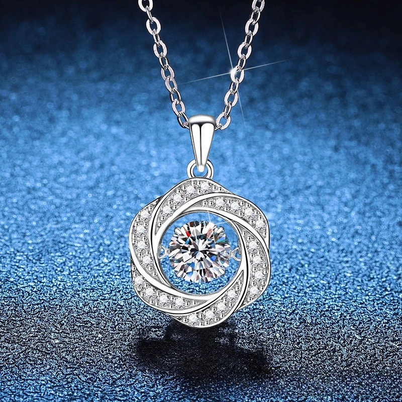 

Platinum PT95018k Gold Moissanite Necklace, Mobius Pulsating Heart Necklace, Niche Light Luxury Design, Gift for Girlfriend