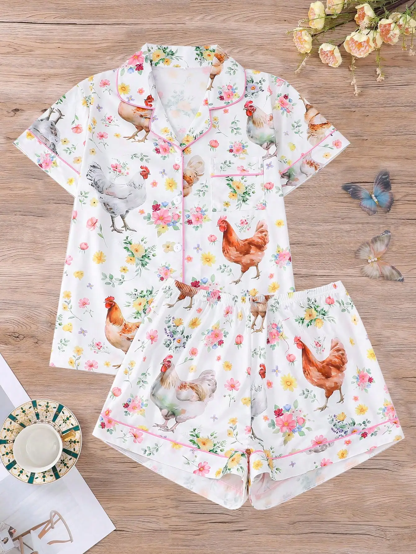 

Женский пижамный комплект с принтом кур и цветов, рубашка с коротким рукавом и воротником, шорты с эластичной резинкой на талии