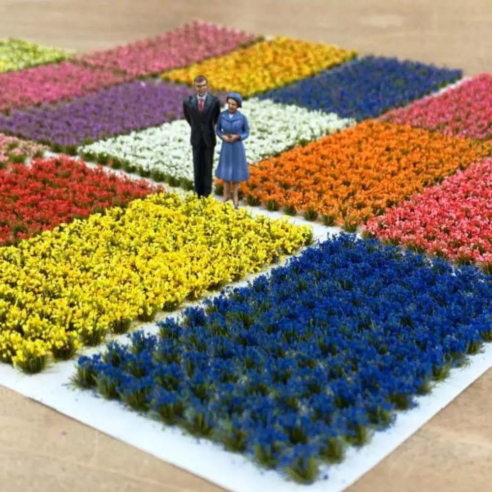 Simulation Miniature Flower Grass Railway Train Grassland Scenery Static Grass Tuft Resin Terrain Model Mini Flower Tuft