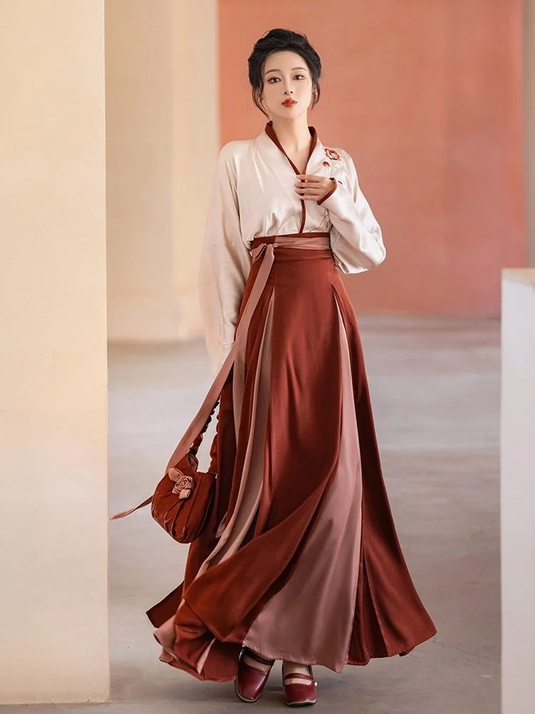 

Original Four Break Tee Pleated Skirt Silk Aircrt Sve Commute Daily Hanfu Morning Robe Wedding Red Traditional Chinese...