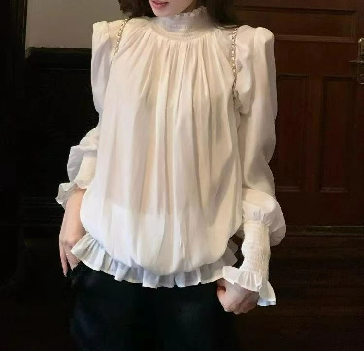 

2026 Early Autumn Soft Simple Petal Sleeve Milk White Long Sleeve Shirt Top