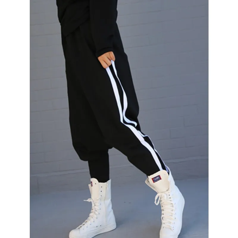 Krisnanas Striped Black Harem Pants for Women 2025 New Wide Casual Pockets Female Sportwear Trousers Ladies Bottpms 55977