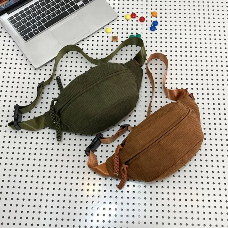 

Attractive Dainty Tote Bag Ladies Office Commuting Work Event Exquisite Fashionable Chic Timeless Elegant Stylish Versatile