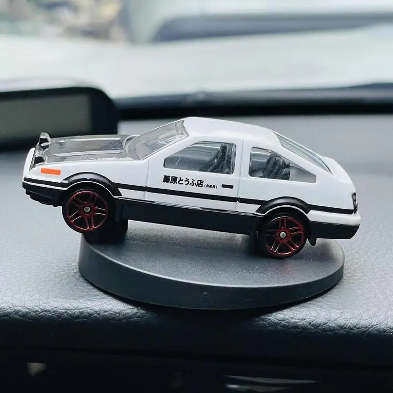 Berputar AE86 Drift mobil ornamen giroskop Model mobil klasik patung balap Drifting dasbor ornamen hadiah untuk pria anak laki-laki