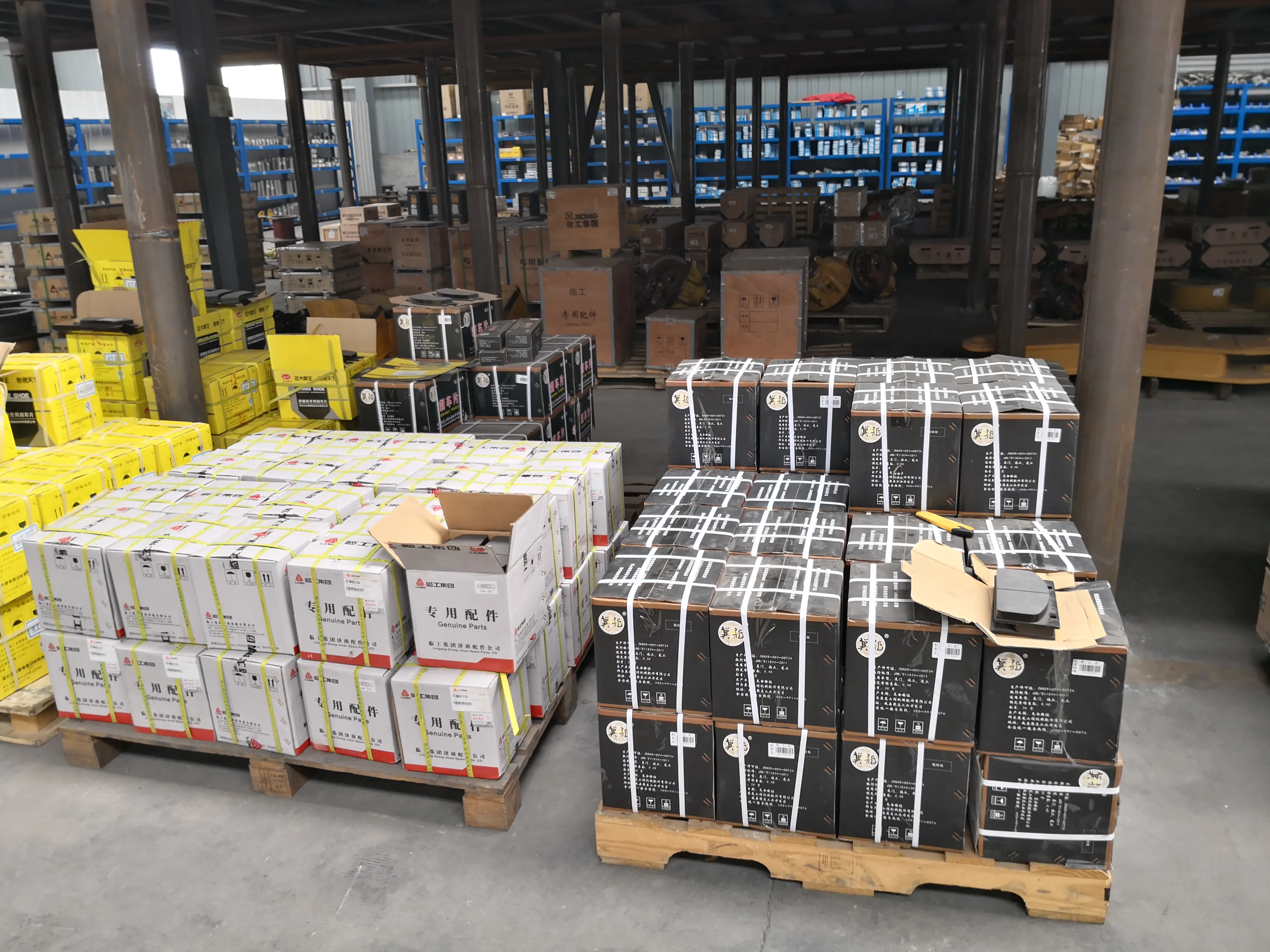 Accesorios Grader: Faro delantero combinado D2451-00210 (delantero izquierdo)