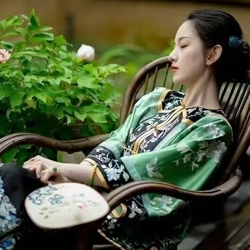 الكلاسيكية سلالة تشينغ Gege زي النمط الوطني الصيني الأزهار الطباعة الملابس هالوين الأميرة تأثيري كرنفال بلايز قميص