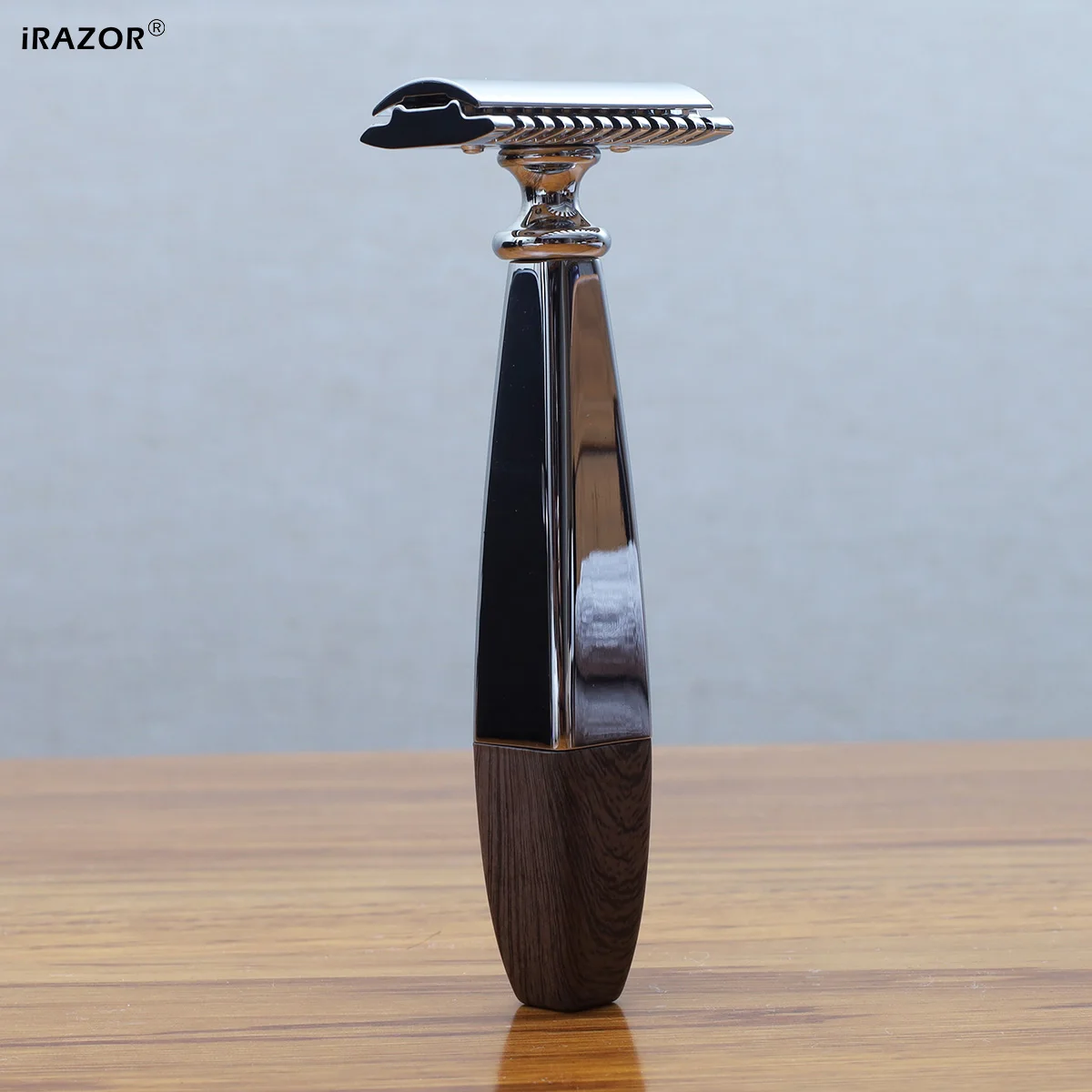 iRAZOR Classic Men's Safety Razor Non-Slip Wet Shaving Travel Shaver Manual Square Handle Grooming Tool Gift for Birthday