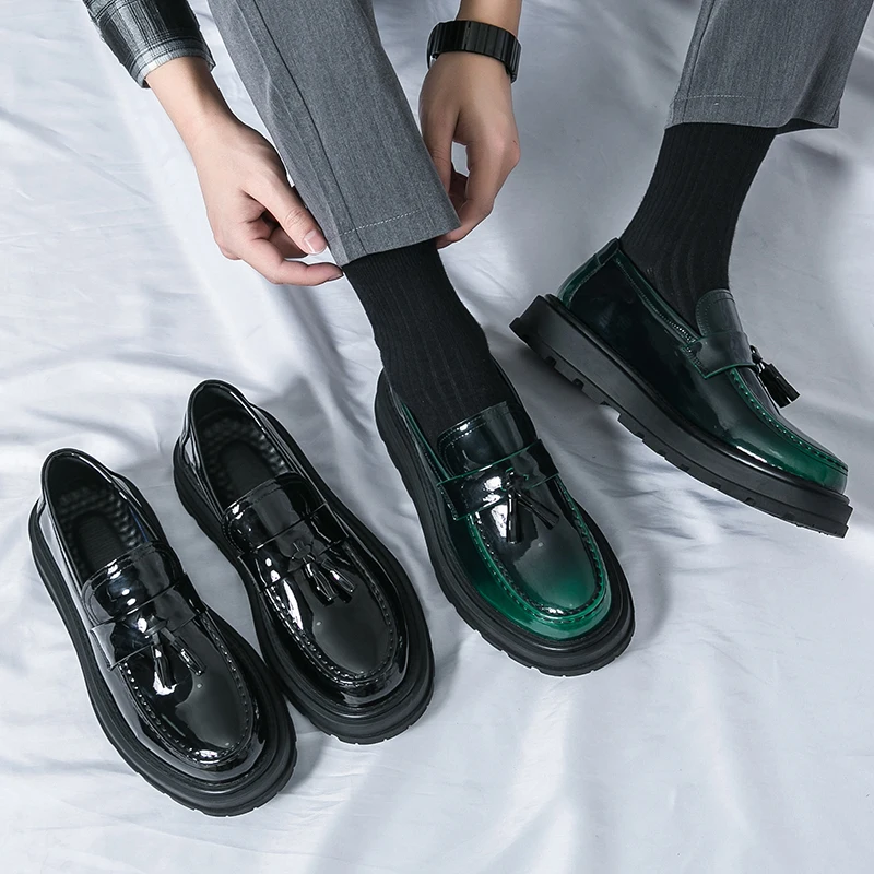 Green Slip-On Luxury Moccasins Men Casual Shoes Thick Bottom Tassel Formal Leather Shoes Men Luxury Patent Leather Dress Loafers