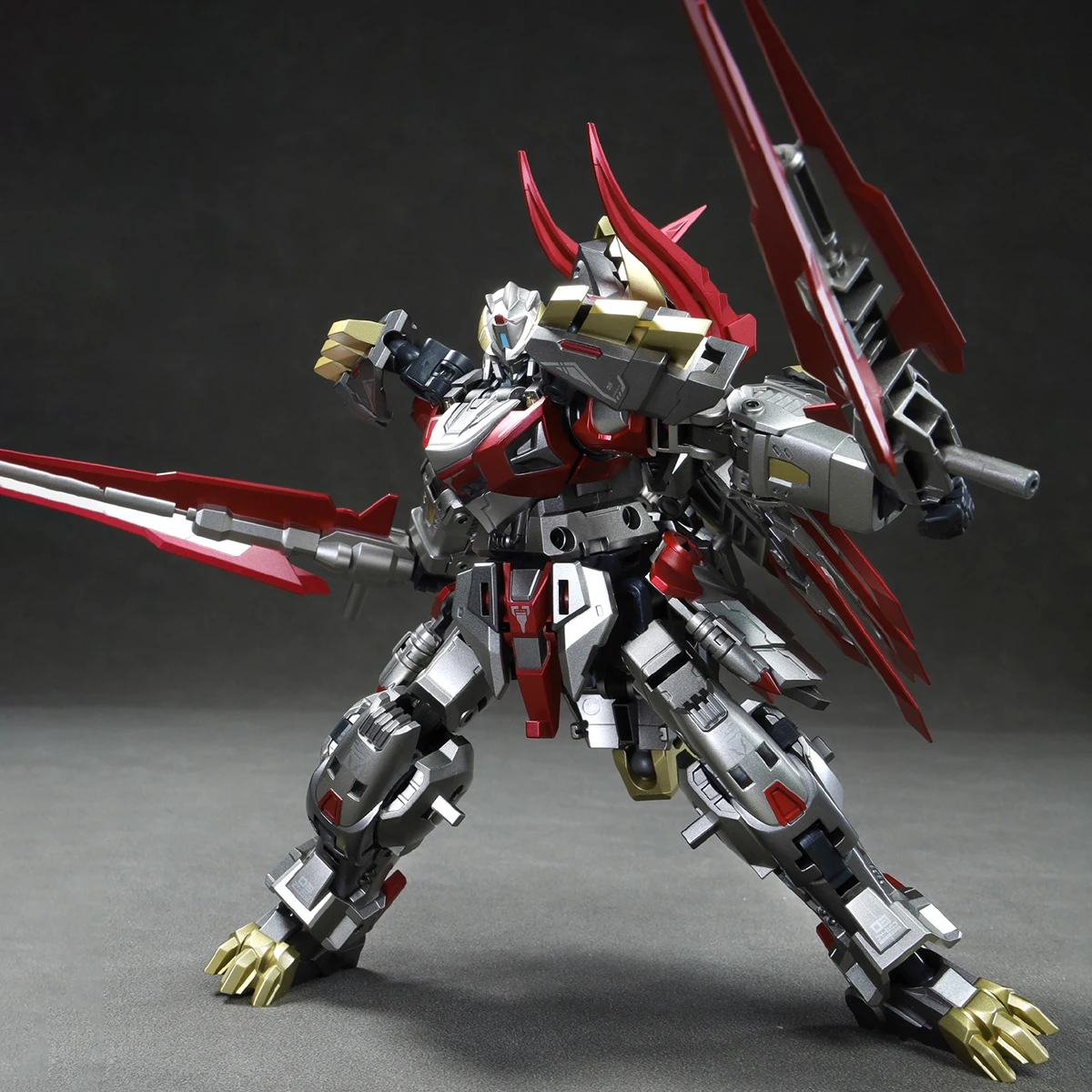 

HIPLAY CANG TOYS Trans Age TA-HYL003 Наборы для сборки модели Breakhorn класса Hero