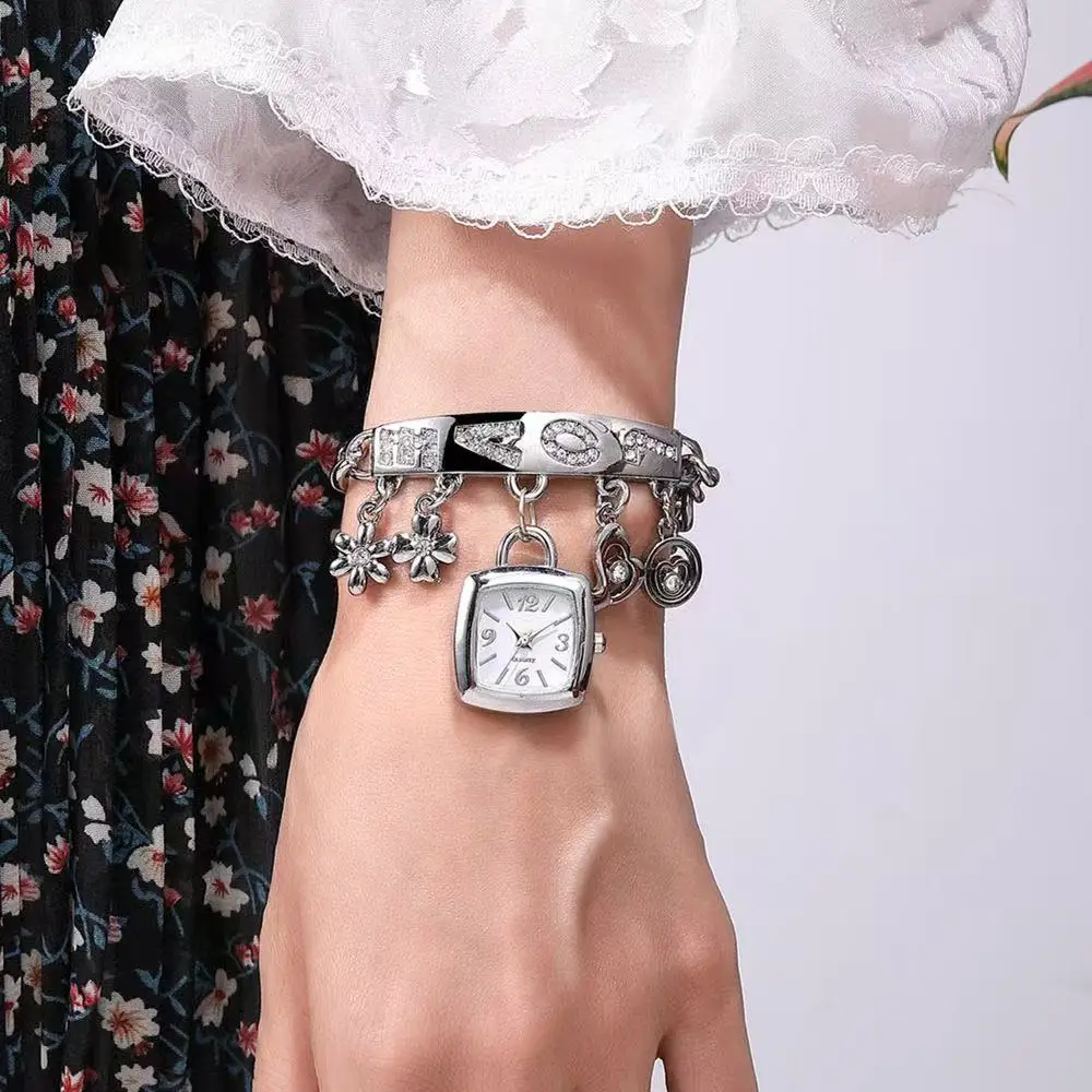 Korean Style Fashion Versatile Pendant Bracelet Watch, Rhinestone Embellished Quartz Watch, Elegant Jewelry Accessory for Women