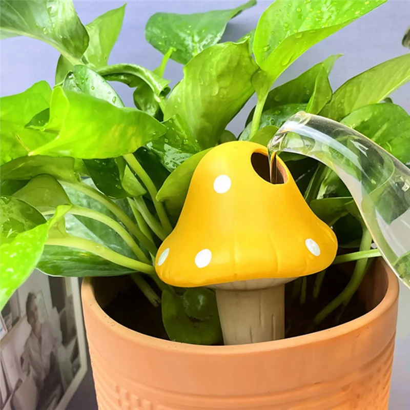

ABFS 4Pcs Indoor Outdoor Plant Watering Globes Irrigation Plant Self-Watering Flower Pot Insert