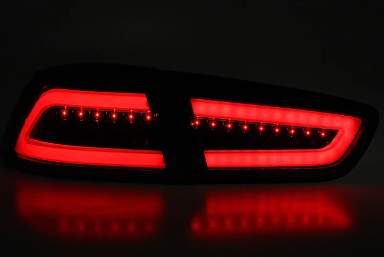 

Suitable for Mitsubishi 09-16 Yishen taillight assembly Lancer EVO modified LED driving lights brake lights turn lights