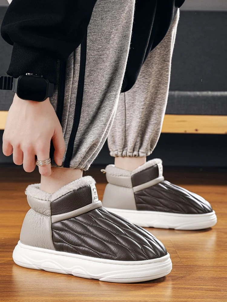 Men's Winter Padded Thickened Cotton Slippers with Non slip Durable Soles Warm Indoor Outdoor Snow Boots for Men Warmth Comfort