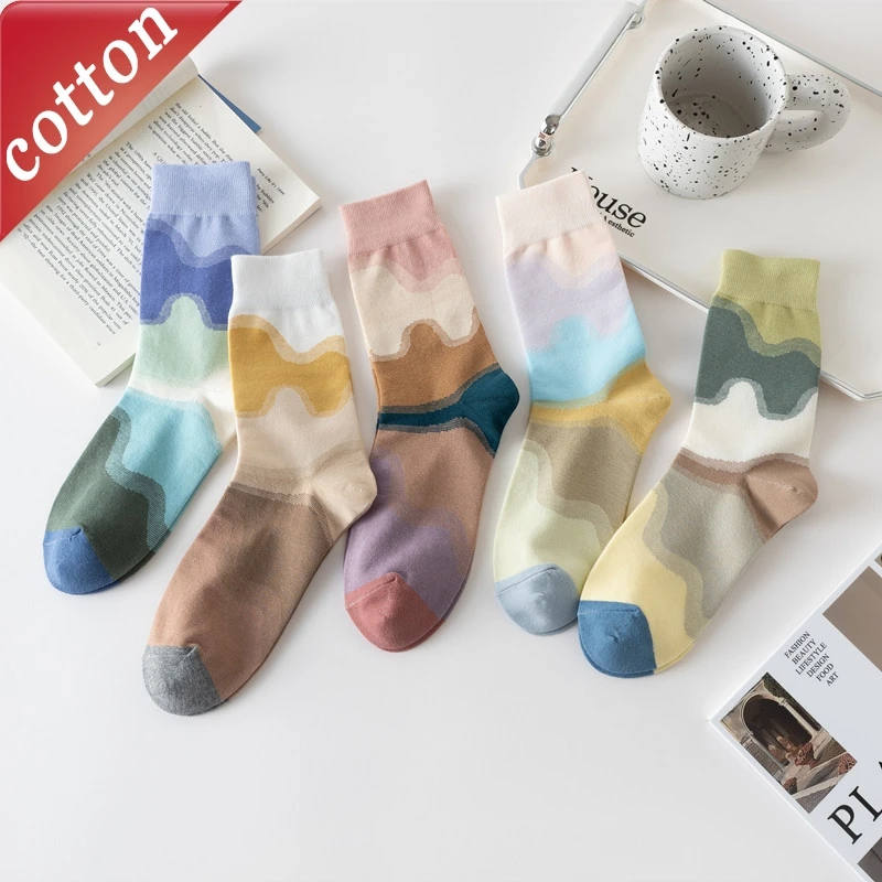 Women's Socks Japanese Harajuku Gradient Preppy Style Versatile Premium Soft Comfort Sports Cotton Socks For Teenage Young Girls