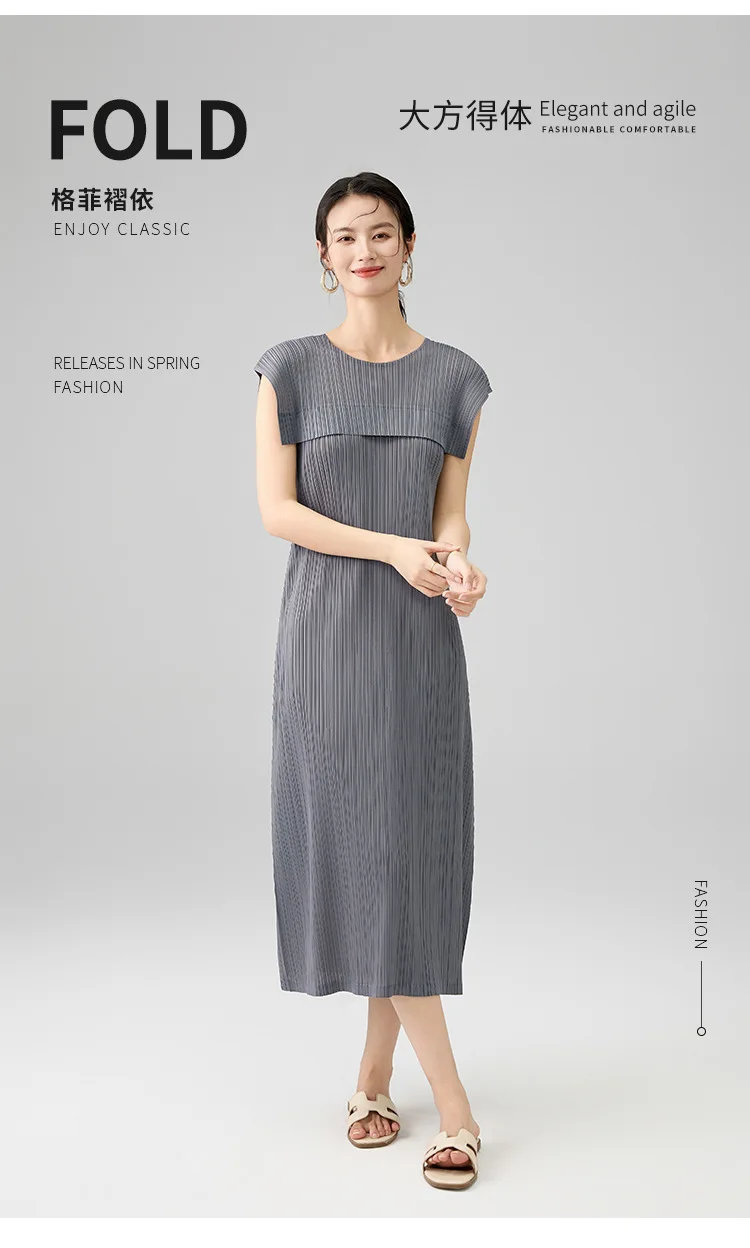Miyake Plissiertes Kleid mit Spleiß-Design Frühling und Sommer 2025 Neues Elegantes Rundhals-Ärmelloses Bequemes Lässiges Peplum-Langes Kleid – Detail 1