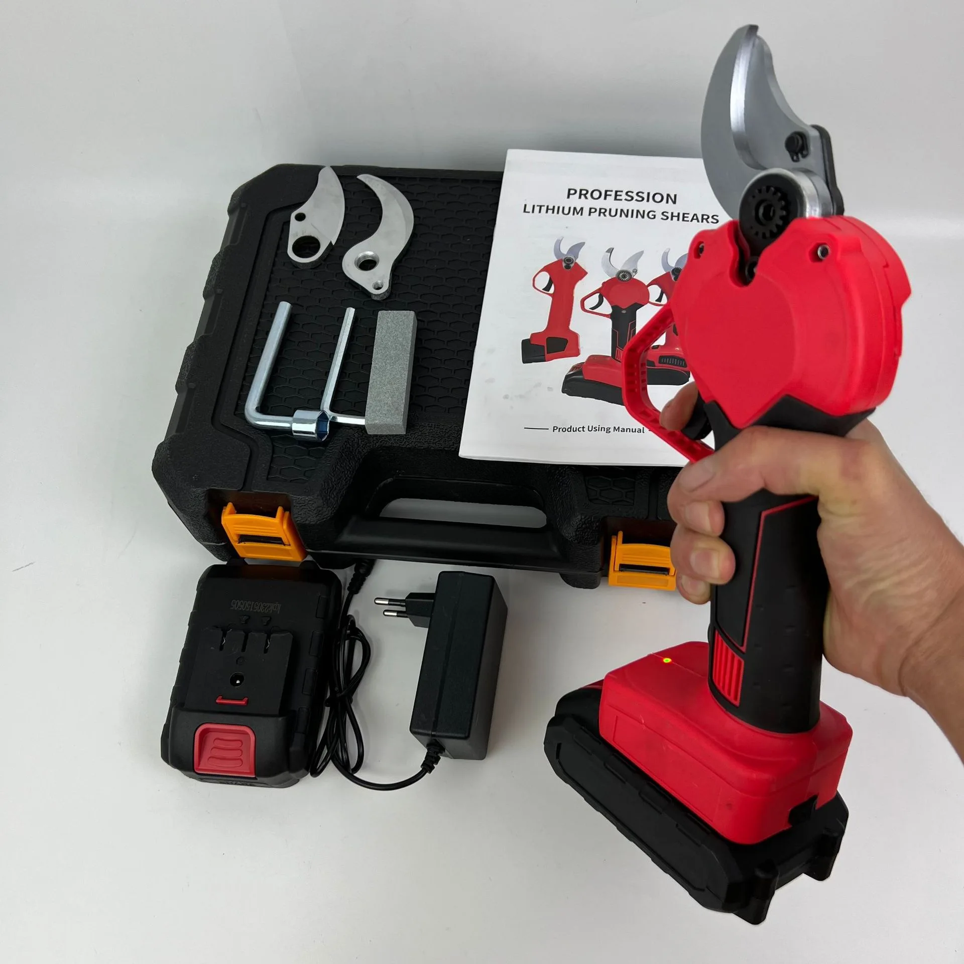 مقصات تشذيب البطارية أدوات الحدائق مقصات التقليم الكهربائية بدون فرش