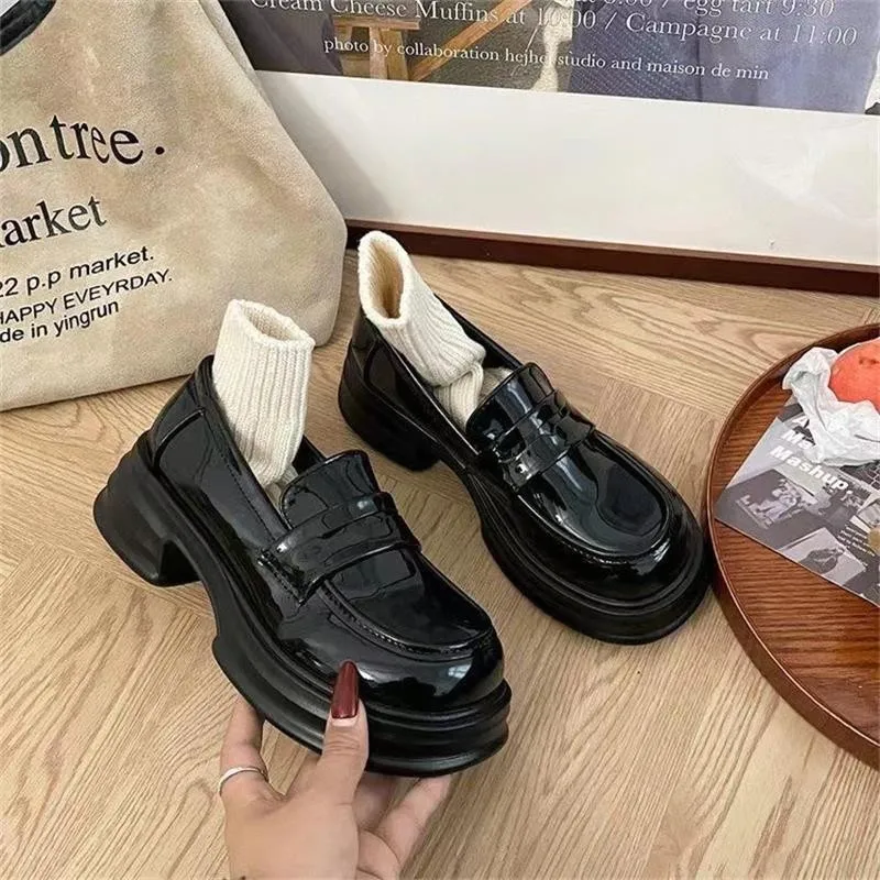 2026 New Vintage Women's Flats Versatile Thick Sole Small Leather Shoes Fashion Summer Comfortable Slip-on Loafers Woman Shoes