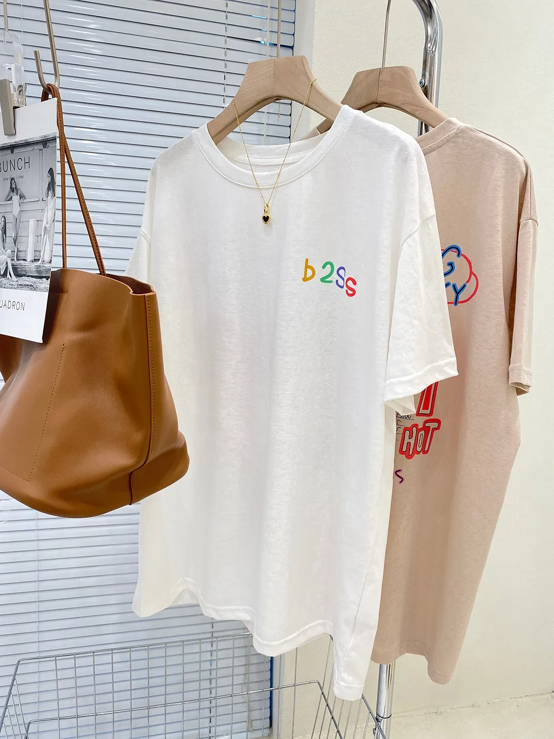 Camiseta Holgada Informal de Verano para Mujer, Talla Grande 300, Estampado Moderno, Cuello Redondo, Algodón Cómodo