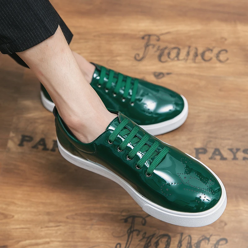 Luxury Brand Black/Green Oxford Shoes Men Popular Patent Leather White Sole Men Lace Up Business Suit Block Carved Leather Shoes