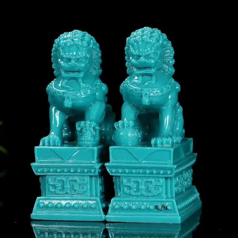 

Chinese Natural Turquoise Handcarved Exquisite Male and Female Lions Statues A Pair Carving Living Room Home Decoration Mascot