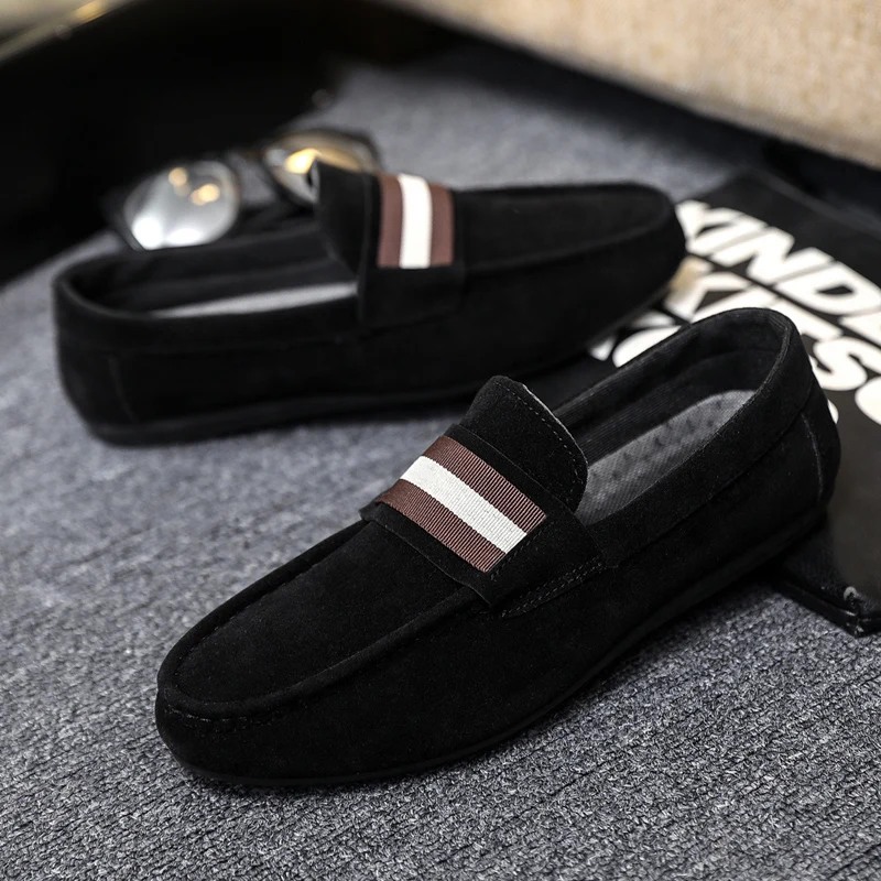 HKDQ الأصلي الكاكي الرجال المتسكعون مريحة الانزلاق على الجلود حذاء كاجوال للرجال الأخفاف خفيفة الوزن المضادة للانزلاق أحذية قيادة