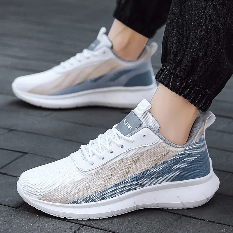 أحذية الجري الرجالية كبيرة الحجم شبكة تنفس ترقية رائجة البيع لموسم ربيع الخريف أحذية رياضية غير رسمية خفيفة الوزن Coc