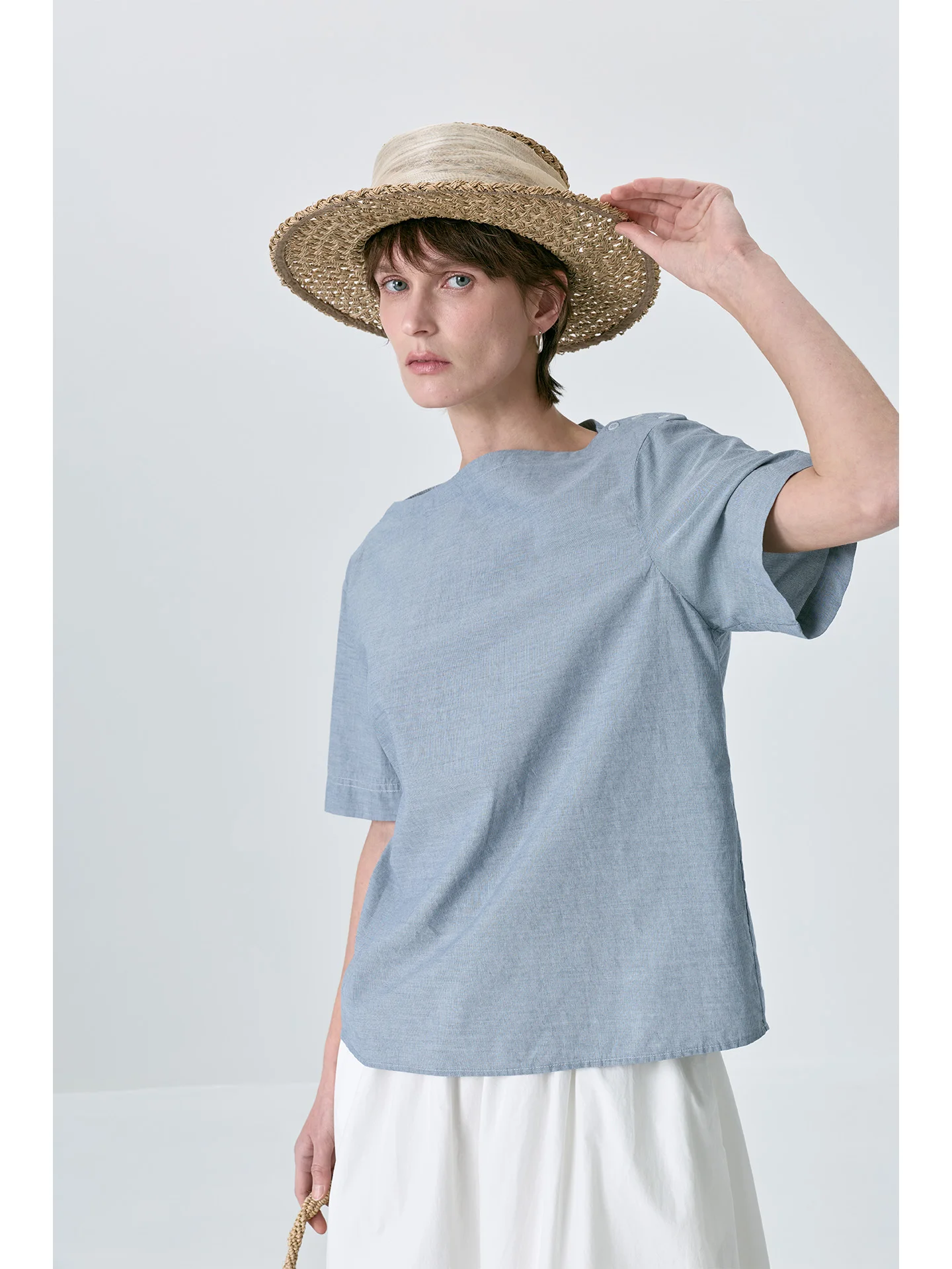 

Spring Summer Washed Pure Cotton Light Blue Shoulder Button Shirt Women Short Sleeve Loose Casual Versatile Elegant Top