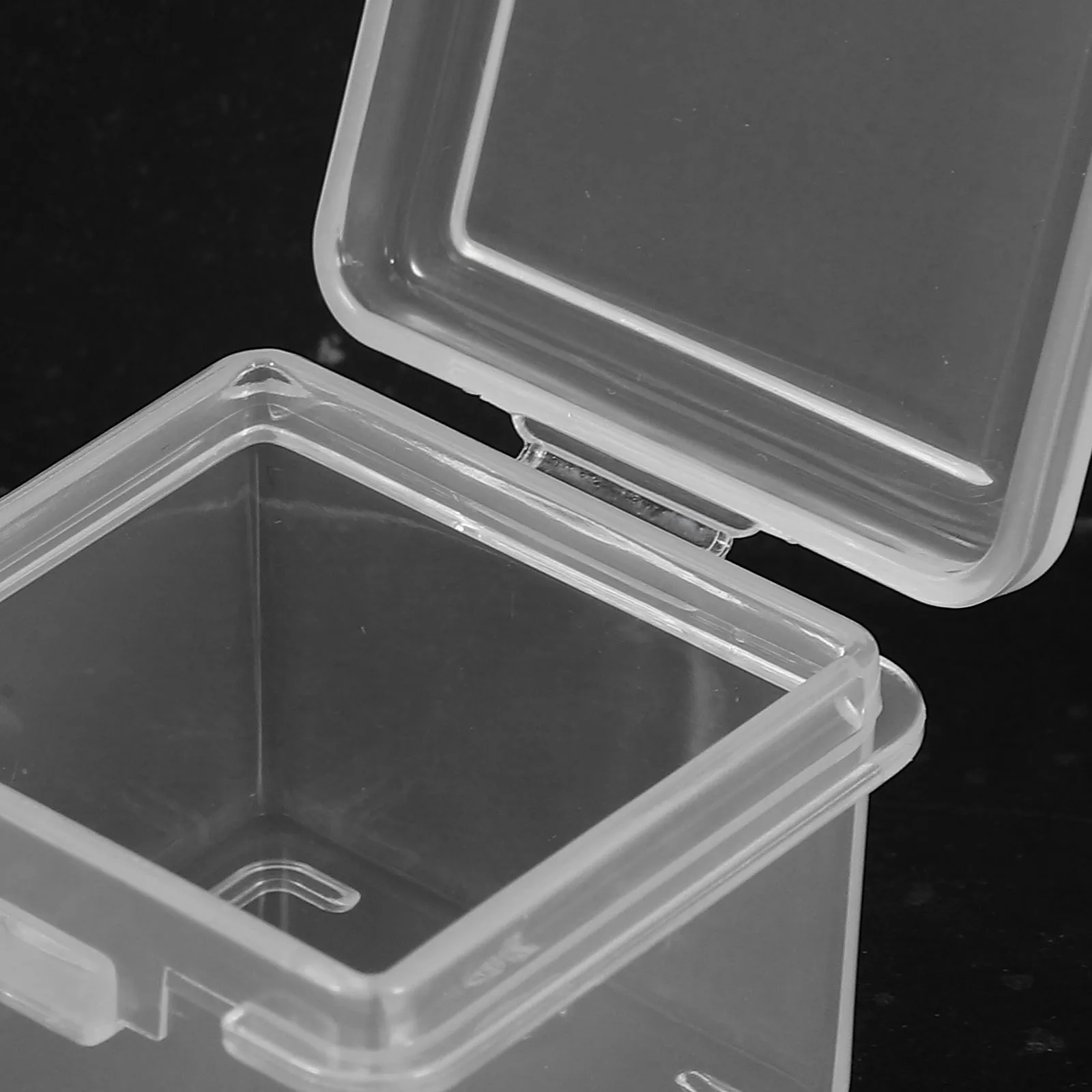 

Cheese Slices Storage Box 1 Mini Square Plastic Container with for Fresh Keeping Food in Fridge Butter Cases