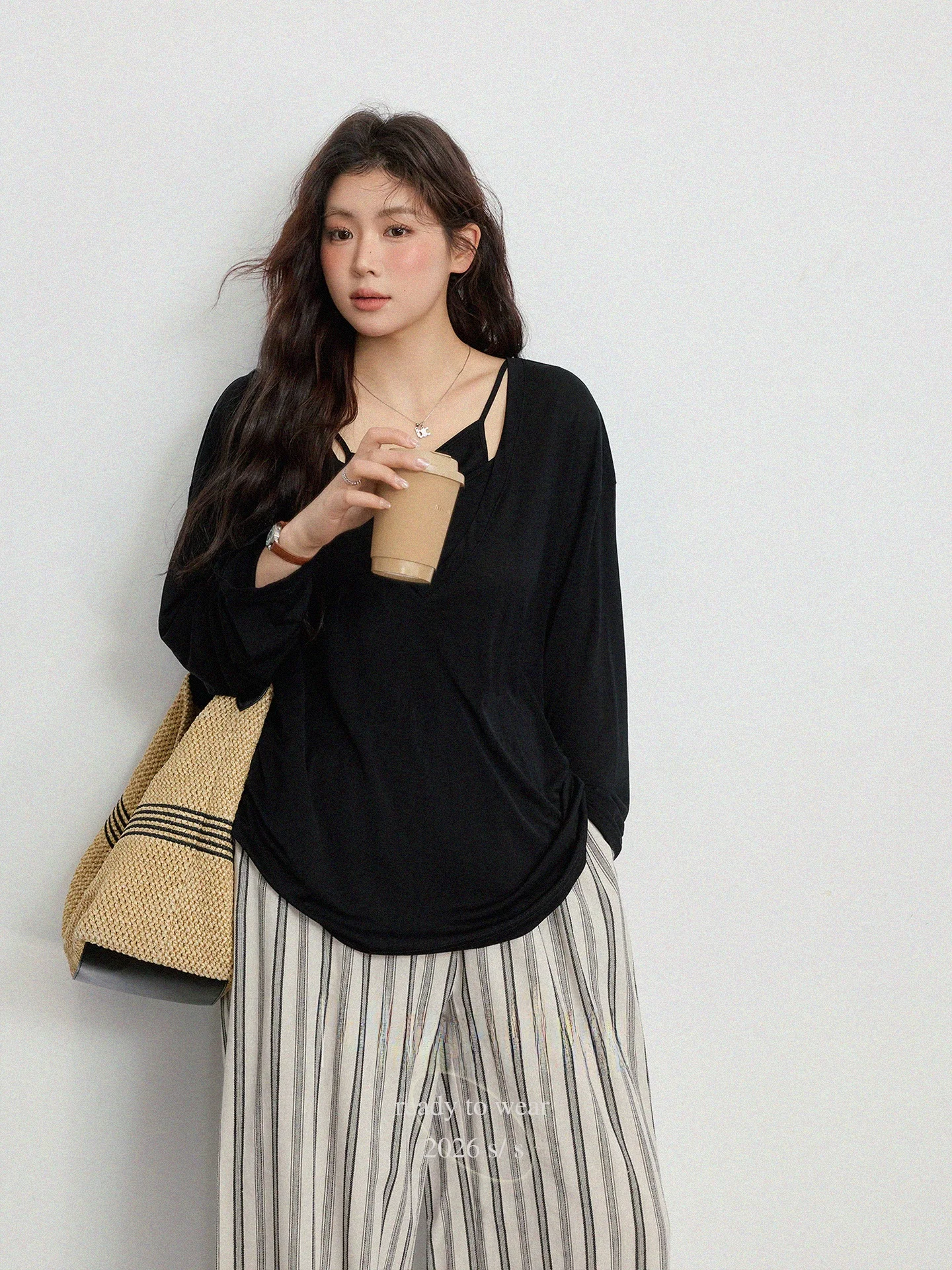 

Monika Large Size Long Sleeve Black Acetate Top Loose plus Size Spring Summer Slimming Sun Protection Fake Two-Piece T-Shirt