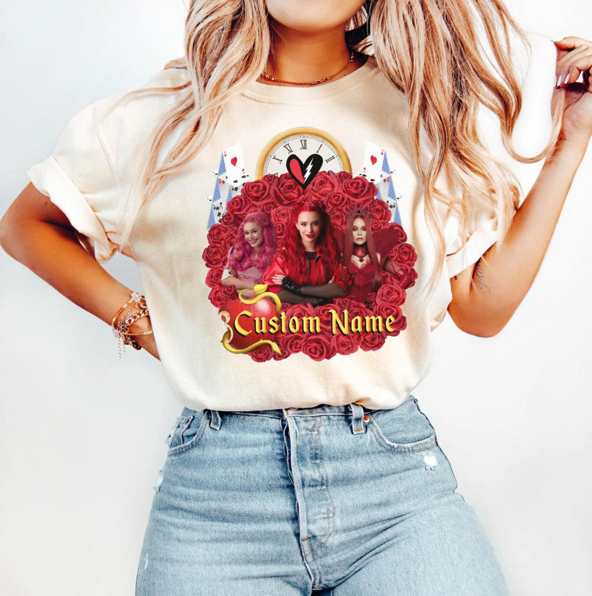 Nome personalizado disney descendentes 4 ascensão de camisa floral vermelha da família disneyland, camiseta de viagem de férias da disney, camiseta ascensão vermelha