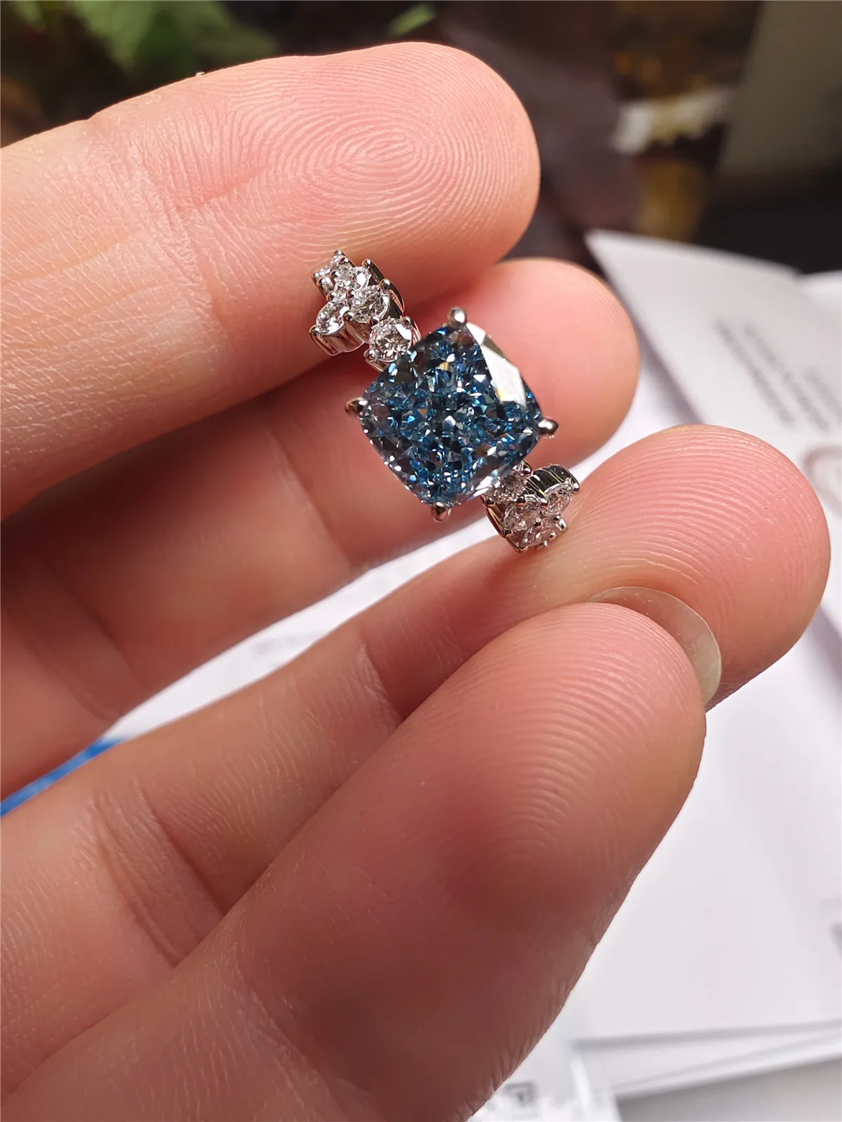 14K Solid Gold Lab-Grown Diamond Cushion Cut 1.5 Carat Blue Diamond Engagement Ring IGI CVD HPHT Fine Jewelry Custom Wholesale