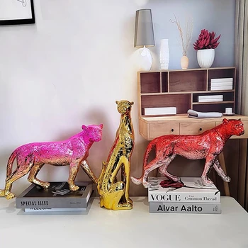 Luxury Leopard Resin Sculpture 1