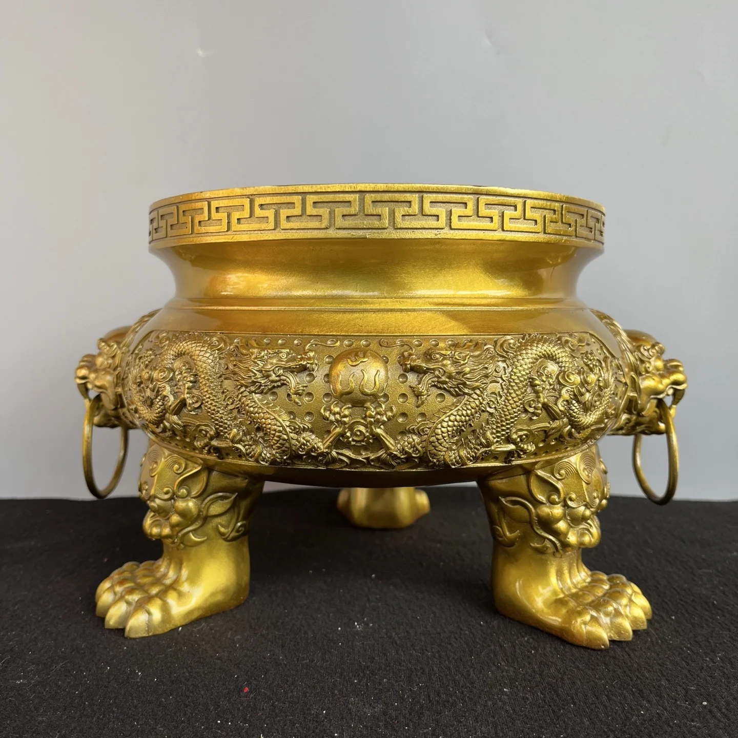 Brass Dragon texture pattern Beast Head Ring Ear Tripod Incense Burner Study Amass wealth Ornaments Town house