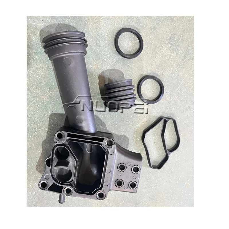 VOL Soğutma Sistemi Çıkış Su Pompası OEM 20555313 3161417 7420555313 20555313 Kiti RVI Kamyon Soğutma Bağlantı Boruları İçin