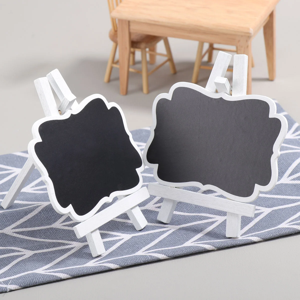 12 Pcs Mini Chalkboards with Support for Message Board Signs Seat Display Board Wedding Dinner Party Table Decoration Signs